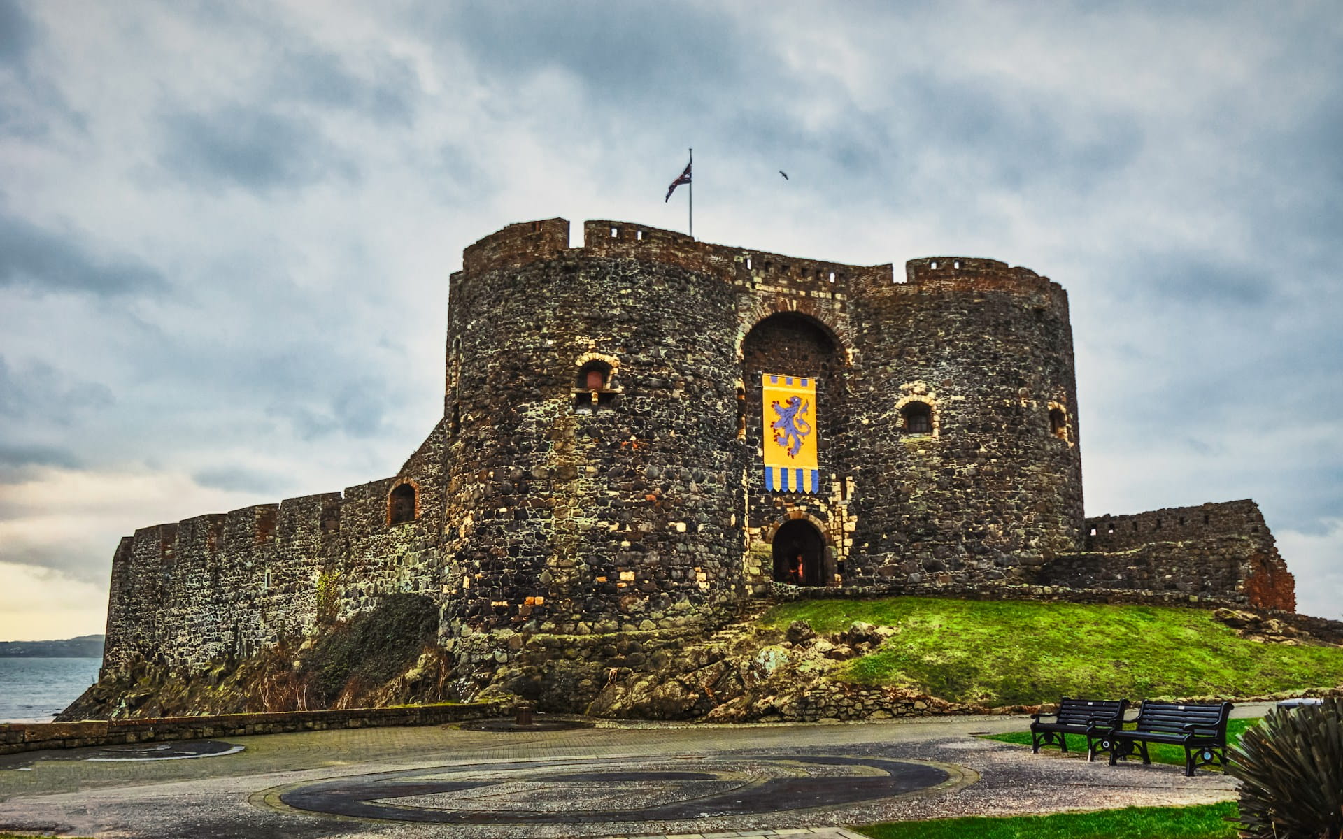 Carrickergus Castle