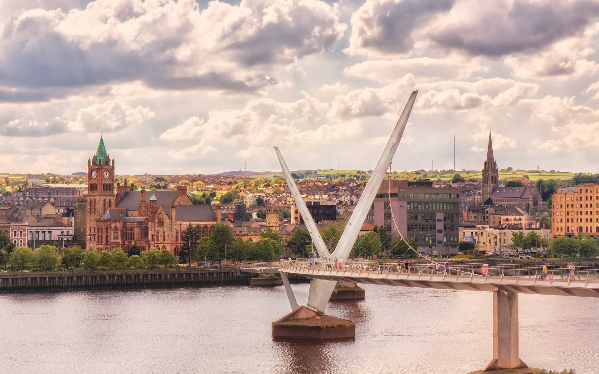 derry peace bridge