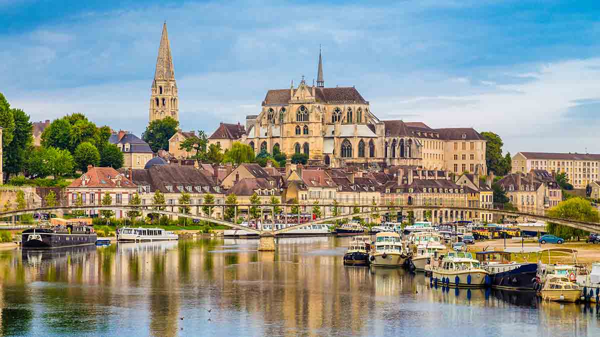 Auxerre Yonne River, Burgundy