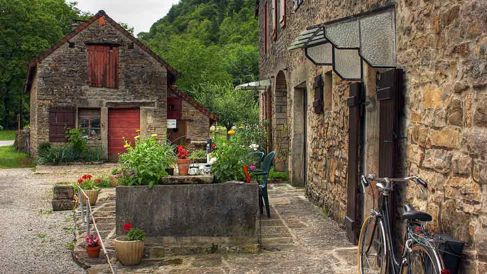 Farmhouse in the Burgundy countryside
