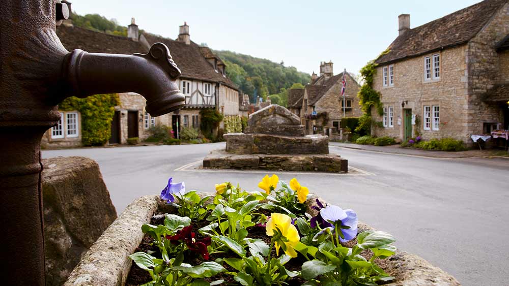 Castle Combe in Cotswolds England