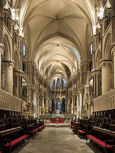 À l’intérieur de la cathédrale de Canterbury