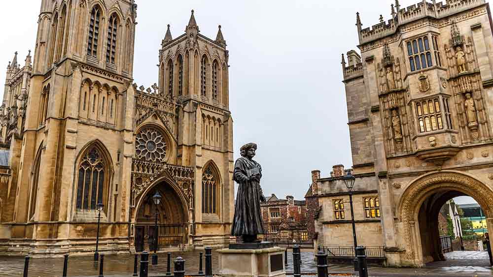 Learn about English history when you visit Bristol Cathedral