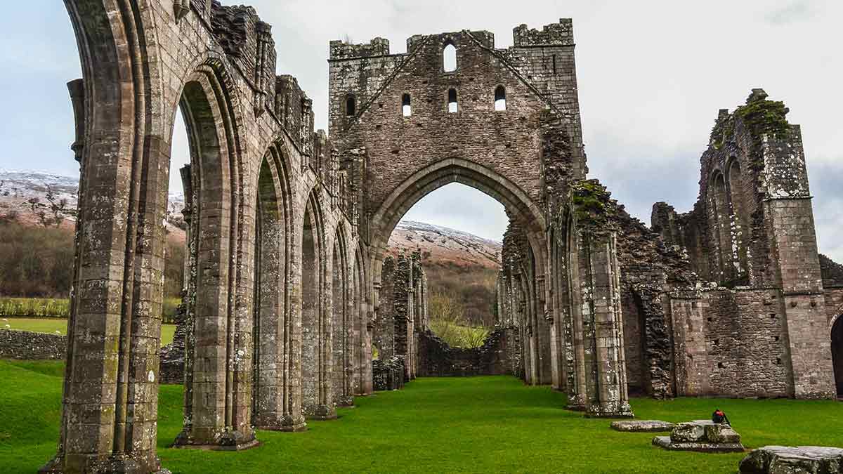 Ruines de château au Pays de Galles