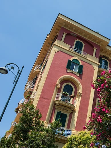 Things to do in Naples - visit Vomero